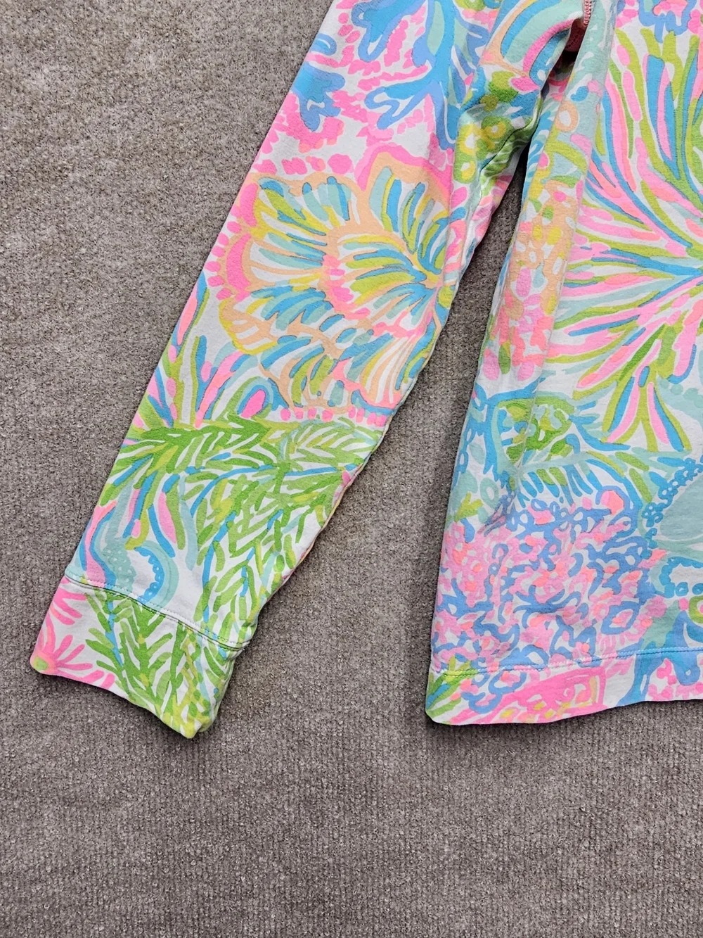 Lilly Pulitzer Half Zip Pullover Medium Tropical Print Pink Blue Green - Picture 9 of 12